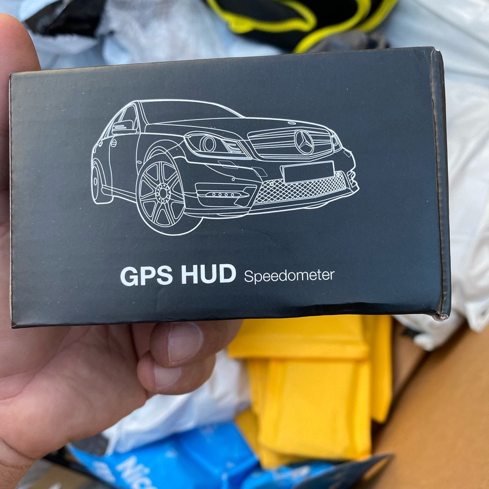 GPS Hud Speedometer (not a GPS device)